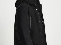 Пуховое полупальто прямого силуэта