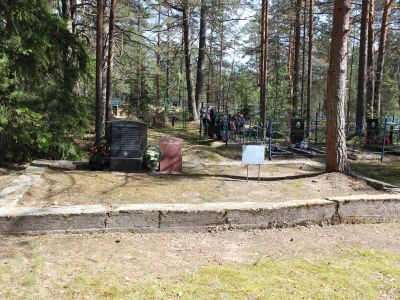 Братская могила советских воинов, погибших в годы советско-финляндской войны