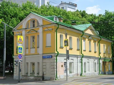 Дом, в котором жил и работал Рокотов Федор Степанович