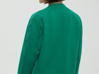 Олимпийка с контрастной отделкой из капсулы ретро