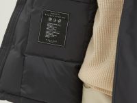 Куртка утепленная из водонепроницаемой ткани