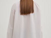 Блузка с округлым вырезом свободного силуэта