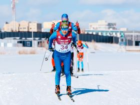 Звезды Олимпийских игр пробежали лыжный марафон с якутянами