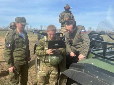 Глава Якутии в зоне спецоперации посетил полигон операторов БПЛА