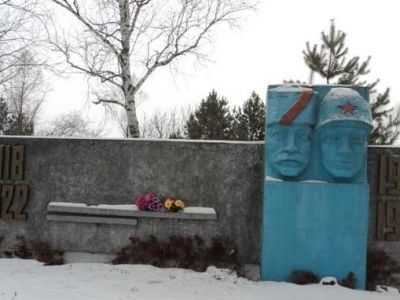 Обелиск воинам-землякам, павшим в годы гражданской и Великой Отечественной войн