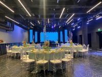 Яровит Холл