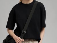 Свободная футболка из хлопкового трикотажа интерло