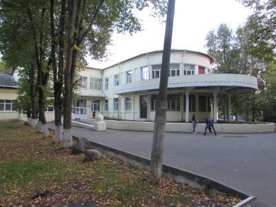 Здание клуба комбината «Искож»