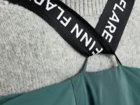 Пуховик с капюшоном и воротником-стойкой