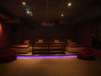 Частные кинозалы Black Room