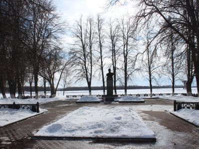 Могила Героя Советского Союза старшего лейтенанта Горовца Александра Константиновича