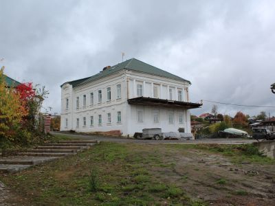 Дом монастырский