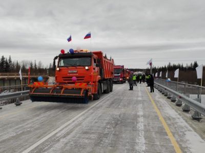 В Якутии открыли мост через реку Нюю. Он стал 50-м в республике за последние пять лет