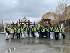 Свыше 200 мешков мусора собрано в Якутске в рамках акции «Молодежь за чистый город» 