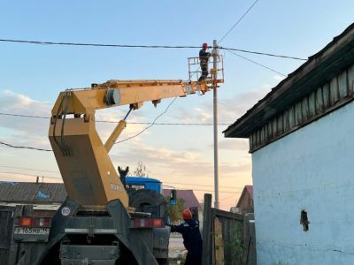 Энергетики полностью восстановили электроснабжение в Усть-Алданском районе