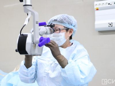 Бригада офтальмологов проведет 124 операции в Алданском районе Якутии
