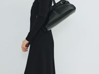 Вязаное платье с воротником поло на пуговицах, Черный