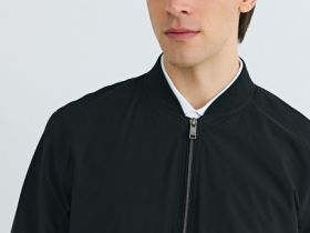 Бомбер на молнии, Черный