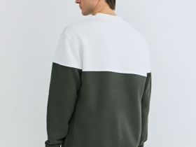 Свитшот колор-блок с надписью, Зеленый