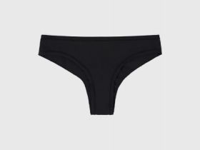 Трусы-бразилиана, Черный