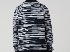 Свитер трикотажный для мальчиков