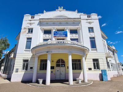 Дом, где с 20 по 25 декабря 1917 г. проходил I съезд Советов рабочих, крестьянских и солдатских депутатов