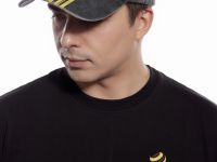 бейсболка с полосами с розовым хлястиком