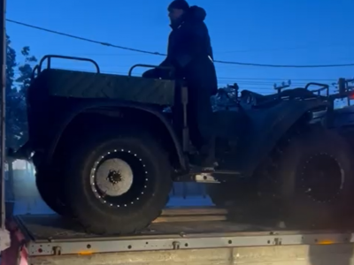 Водоканал передал снегоболотоход воинам-якутянам