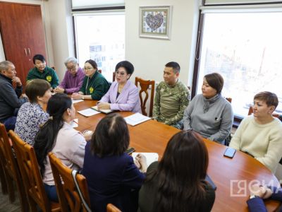 Омбудсмен встретилась с женами бойцов СВО из Якутии