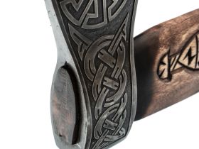 Топор Секира Перуна