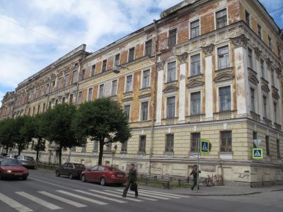 Здание, где с 1886 г. размещалось военно-топографическое училище, в котором преподавали Цингер Н.Я. и Витковский В.В.