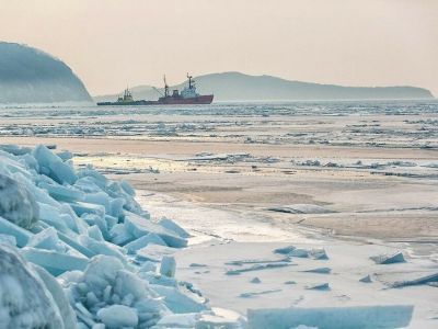 Путин поручил утвердить план развития Севморпути до 2035 года