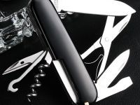 Нож перочинный Victorinox Climber, сталь X55CrMo14, рукоять Cellidor®, черный, 14 функций, 91мм