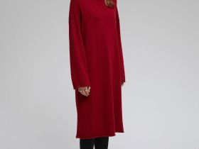 Вязаное платье с шерстью и кашемиром