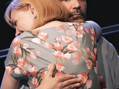 Пришел мужчина к женщине