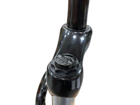 Rst Вилка 27.5ʺ RST Omega TNL 1-1/8ʺ x 260 мм, 100 мм/диск, цвет Белый