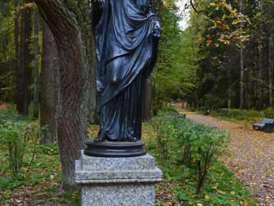 Статуя "Флора"