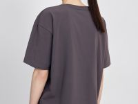 Футболка с абстрактным принтом