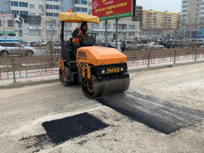 Ямочный ремонт в Якутске затронет 20 тысяч квадратных метров дорог
