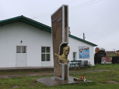 Памятник воинам-землякам, погибшим на фронтах Великой Отечественной войны