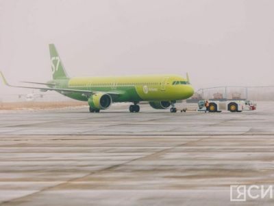 Вылет самолета из Якутска в Иркутск задержали на семь часов