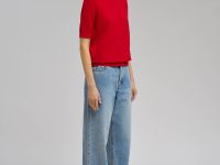 Легкий джемпер прямого кроя с коротким рукавом