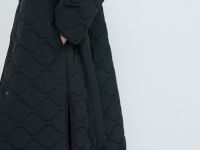 Длинное стёганое пальто с поясом, Черный
