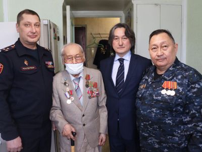 Ветерану Великой Отечественной войны Семену Колтовскому вручили медаль 80-летия Победы