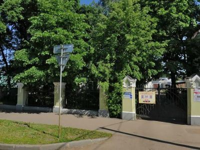 Ограда с воротами