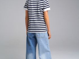 Джинсы-трубы  для девочки