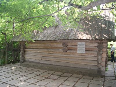 Баня Самарцевых, в которой С.М.Киров печатал революционные листовки в 1903-1904 гг.