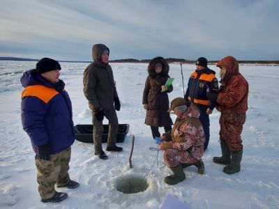 В Службе спасения Якутии напомнили об опасности тонкого льда