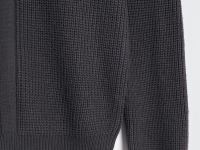 Джемпер с округлым вырезом прямого силуэта