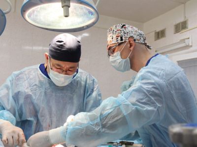 78 операций провели мобильные хирурги в Горном районе Якутии